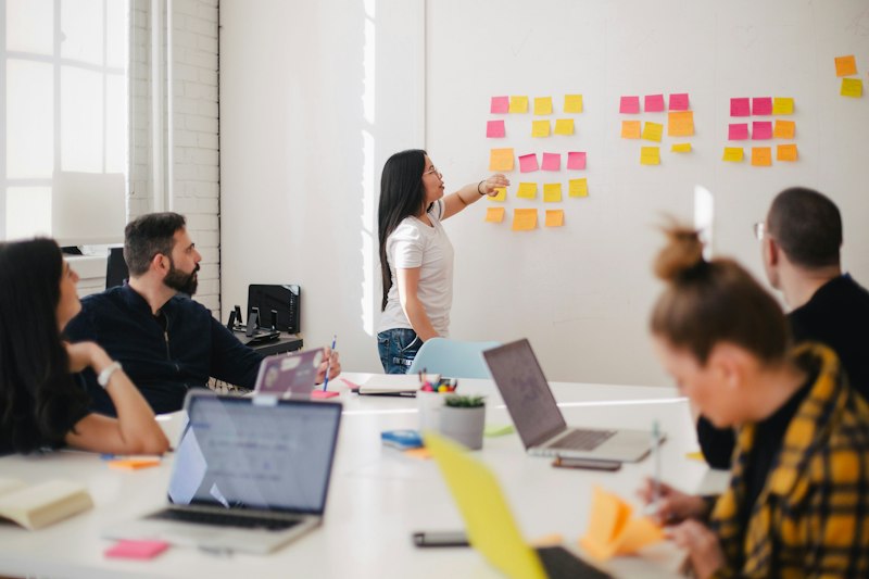 AI Lead Qualification vs Lead Scoring: Which Does Your Sales Process Need?